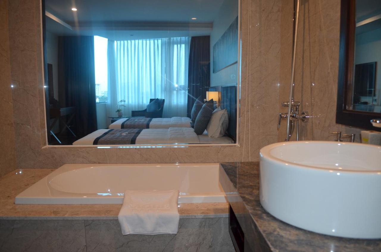 Eagle Hotel Dai Tiet Kültér fotó