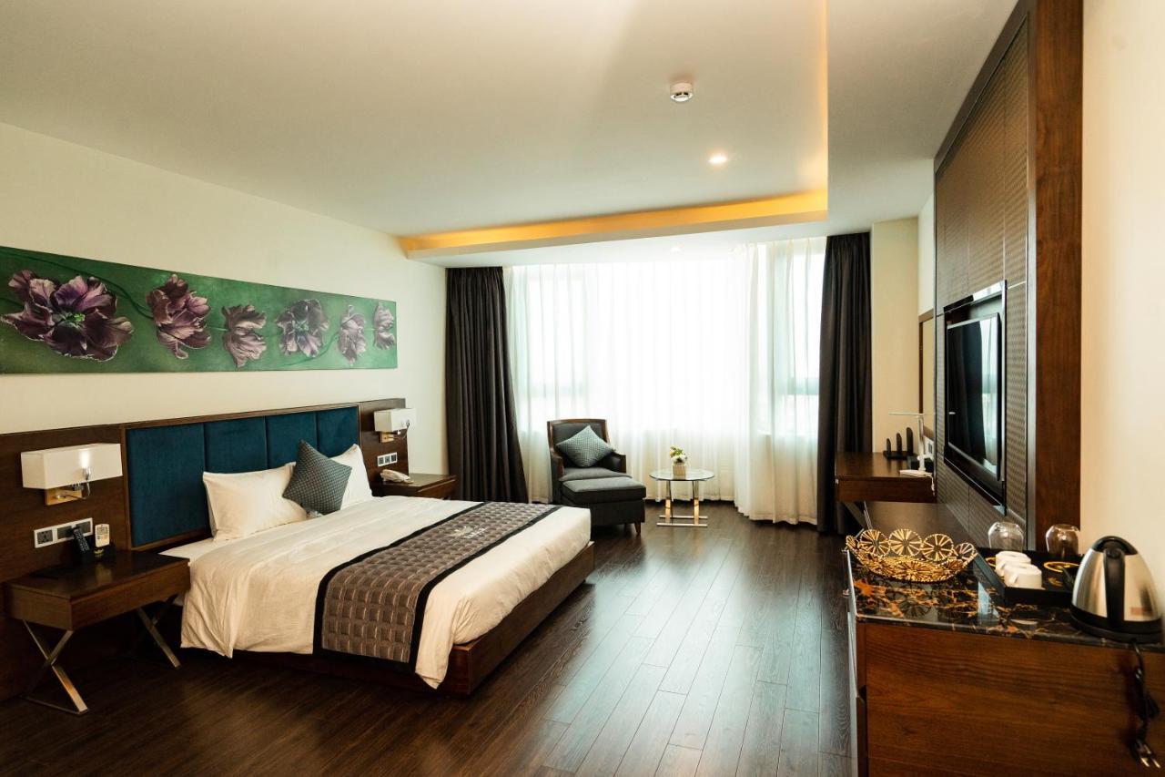 Eagle Hotel Dai Tiet Kültér fotó
