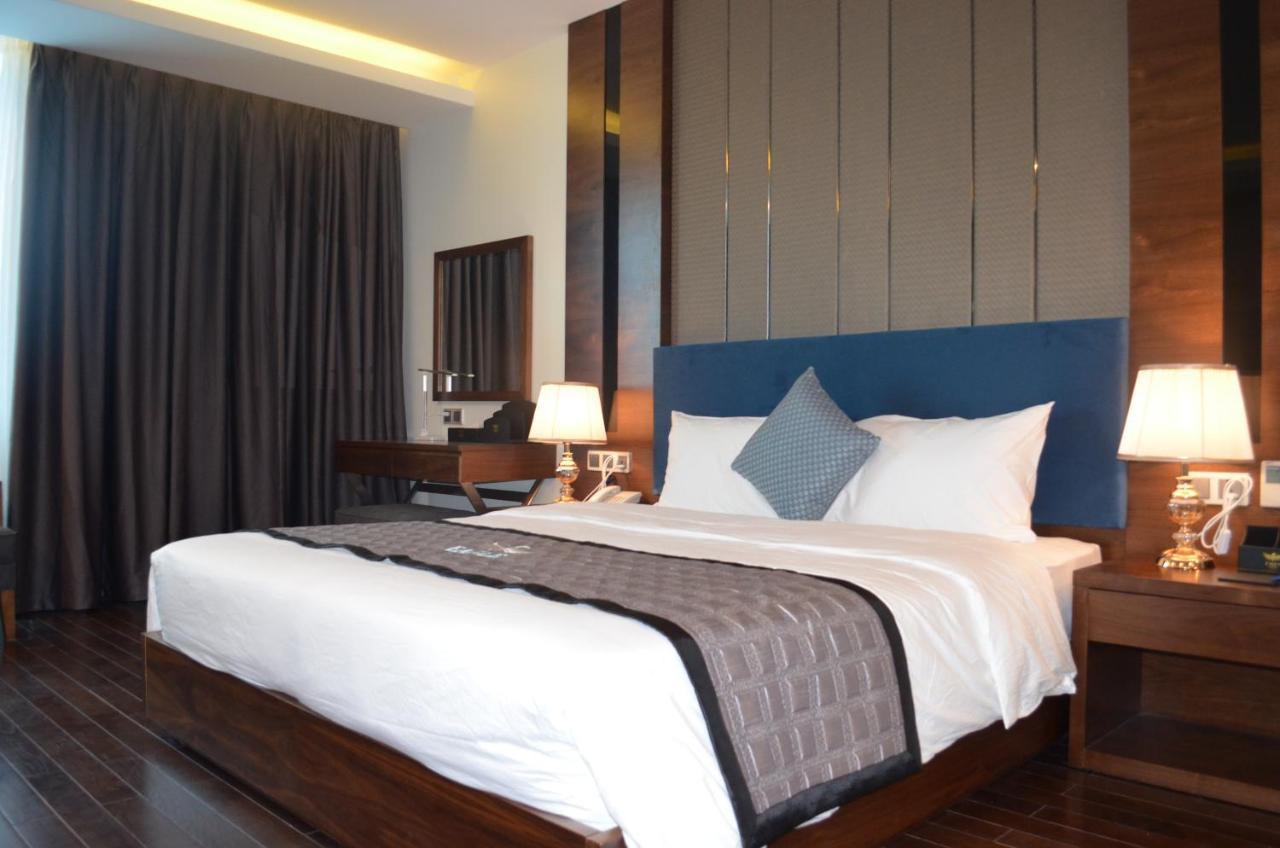 Eagle Hotel Dai Tiet Kültér fotó
