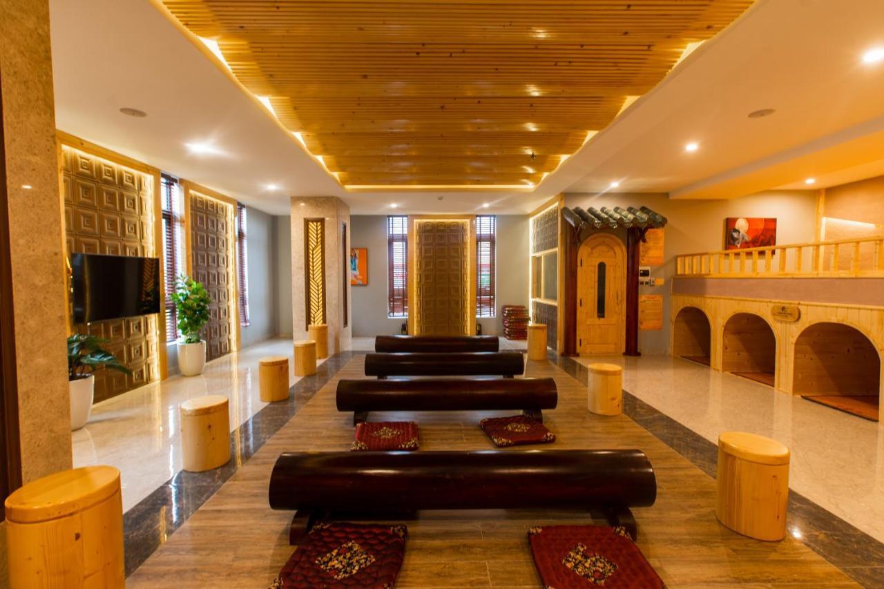Eagle Hotel Dai Tiet Kültér fotó